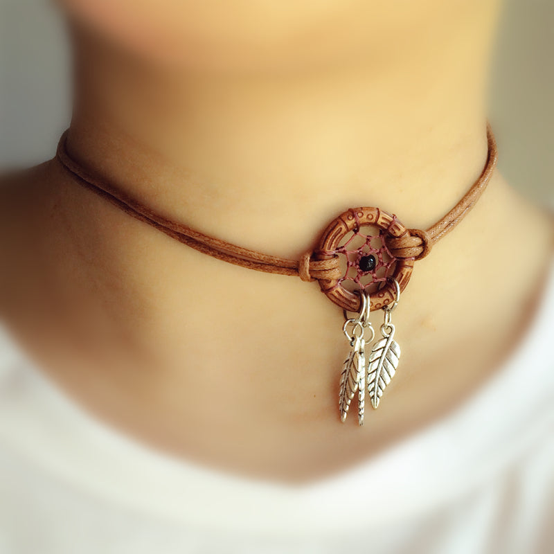 Short Chocker Necklace Handmade Dream Catcher Necklace With Alloy Feather Pendant Best Gift For Her Free Shipping