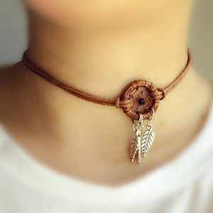 Short Chocker Necklace Handmade Dream Catcher Necklace With Alloy Feather Pendant Best Gift For Her Free Shipping