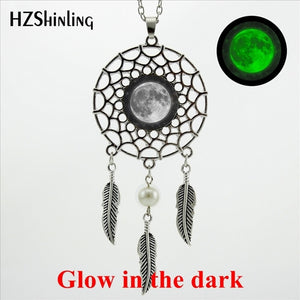 HZShinling New Arrival Wings Full Moon Dream Catcher Necklace Handmade Glass Dome Glow in the dark Lunar Eclipse Jewelry